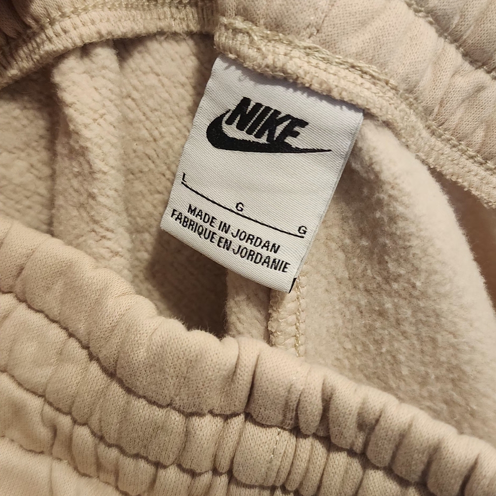Nike Beige/Sand Drift Hoodie and Sweatpants Set - Picture 5 of 8